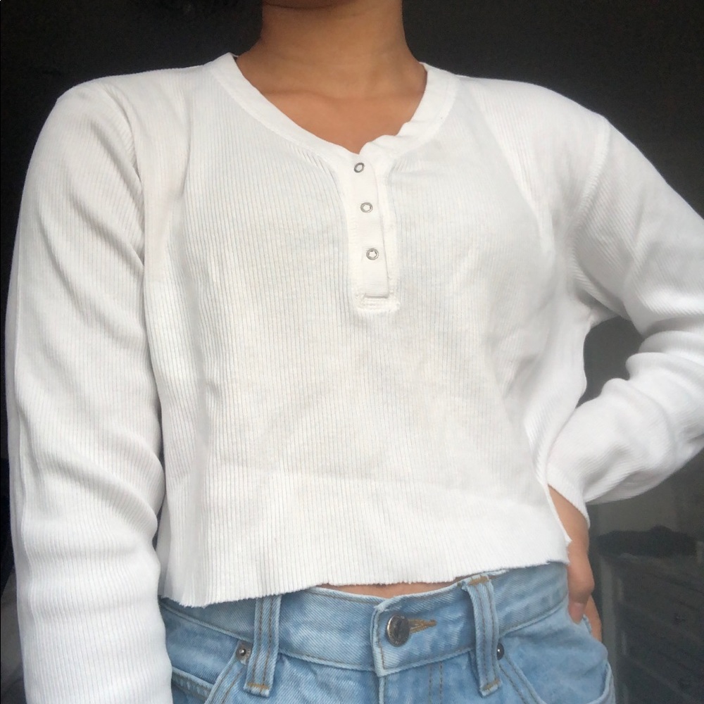 white ribbed henley tee (un-branded)